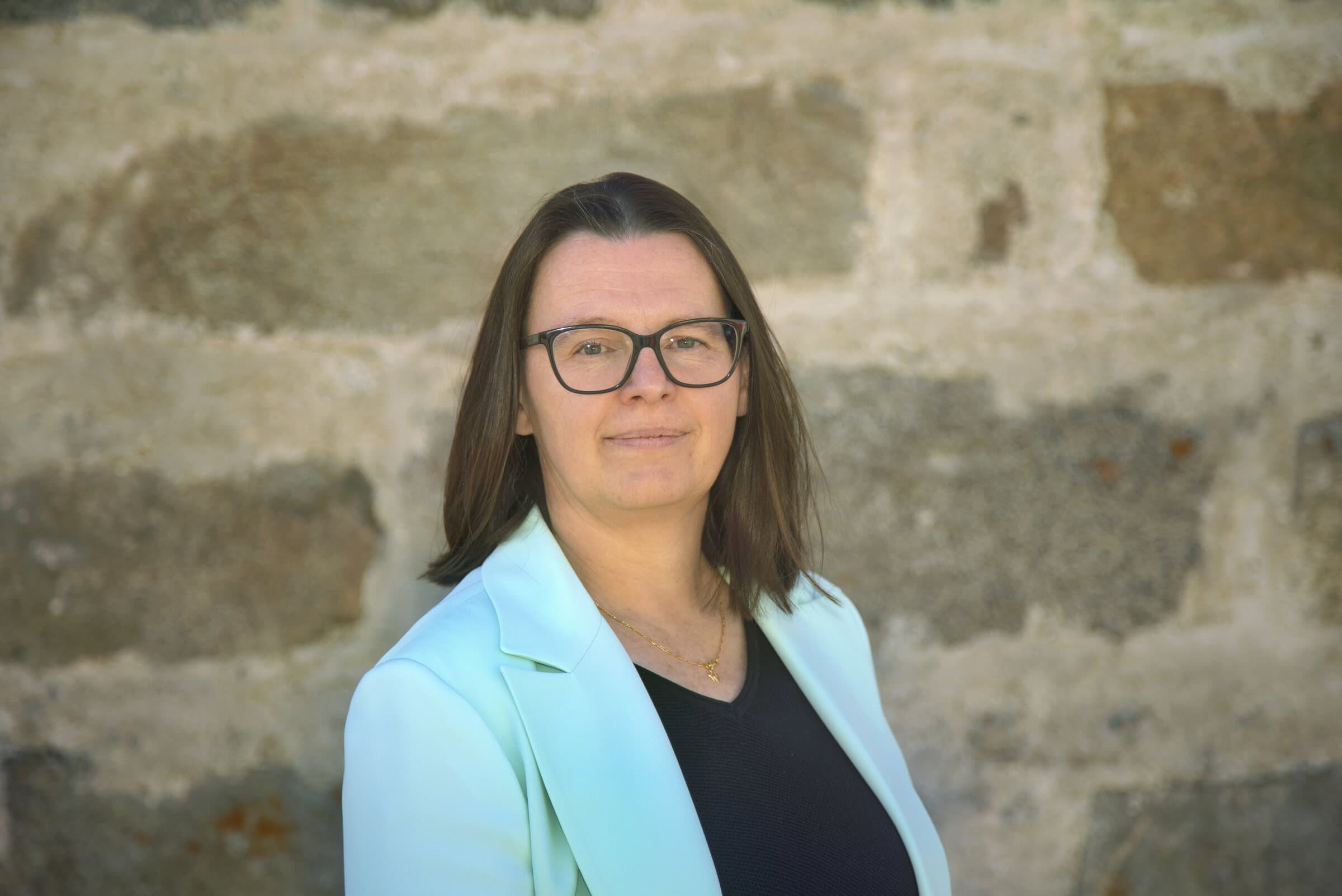 Andrea Schmid, Chorleiterin des Kirchenchors Terenten